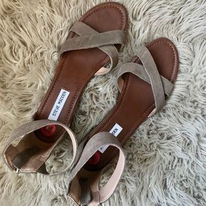 1 1/2in Steve Madden shoe 👠